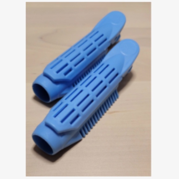 Bump It Hair Brush Hair Clips - Picture 3 of 9